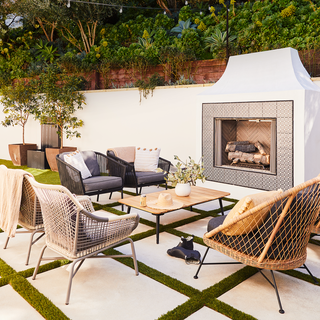 backyard decor